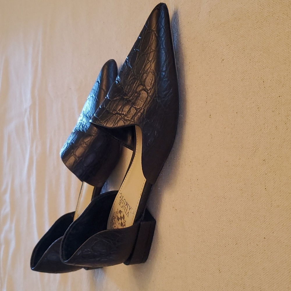 Vince Camuto Black Croc Flats Size 5